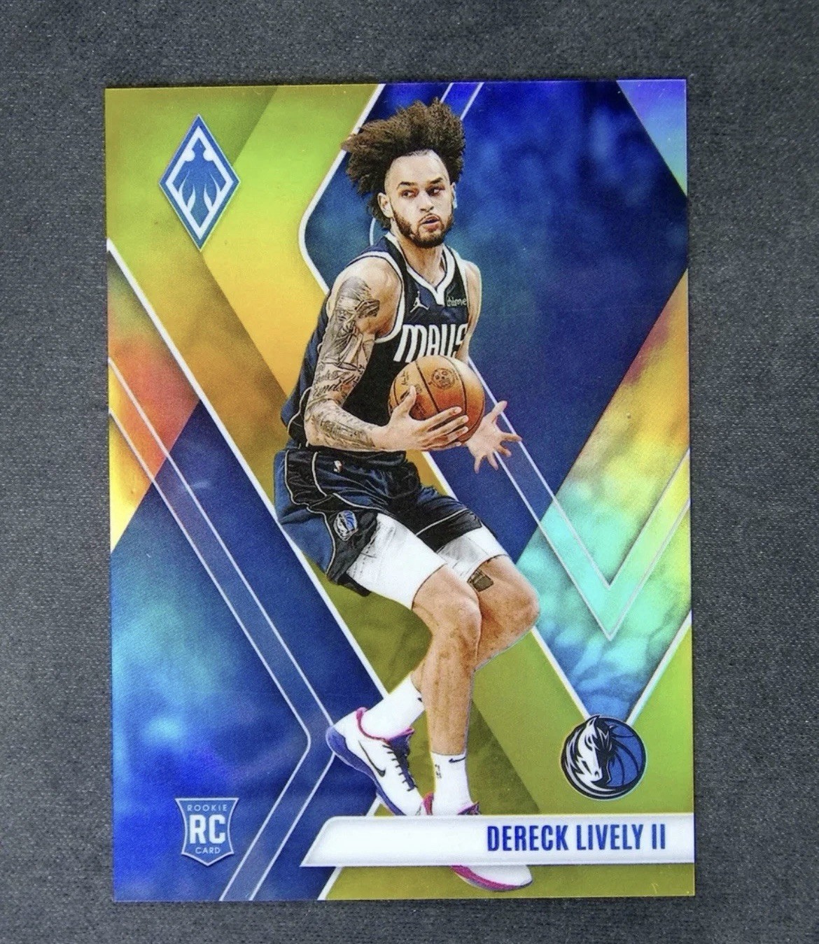 2023-24 Panini Phoenix  Dereck Lively True Gold Rookie /10 #290