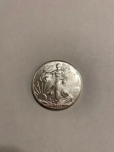 1 oz 0.999 Fine Silver American Eagle Coin 2011 BU Uncirculated #SAE01