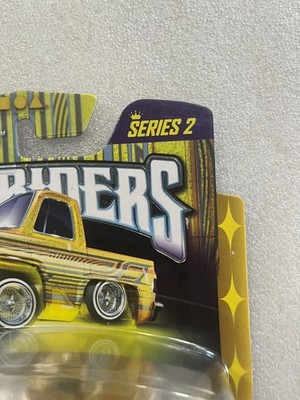 new 2026 Car Tuned lowriders series 2 = #03 = '87 CHEVY C10 pick