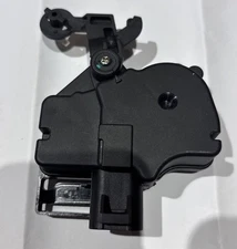 Rear Tailgate Lock Liftgate Actuator GMC, Cadillac, Chevy 2000-2006 SUV's. NWOB