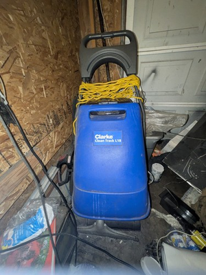 #ad Clarke Clean Track L18 Carpet Extractor $600.00