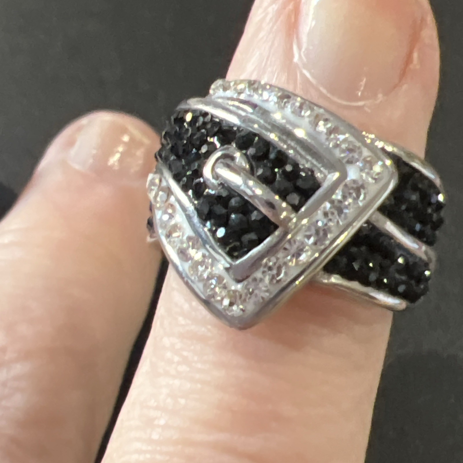 Pretty Ring Size 5 - image 9