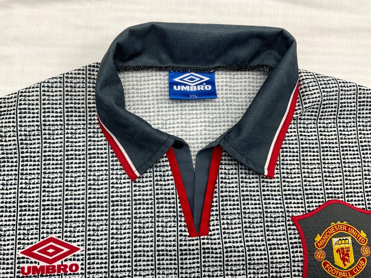 Umbro Manchester United 1995-1997 VINTAGE Away Football