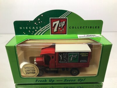 LLEDO SL66002 DENNIS DELIVERY VAN 1926 - FRESH UP WITH 7UP - HIGH QUALITY IN BOX