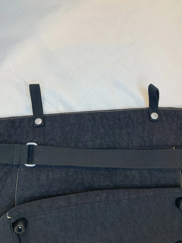 Bolsa de pañales Kipling negra correa para el hombro accesorio de cochecito forro de plástico Foto 4 de 4