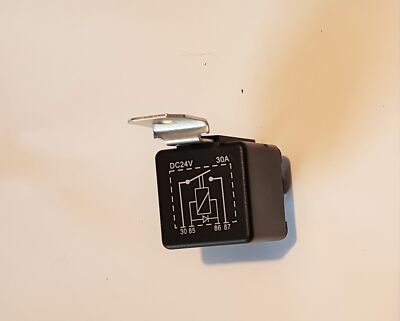 Start Relais Anlasserrelais  24V 30A  mit Freilaufdiode Boot Schiff LKW