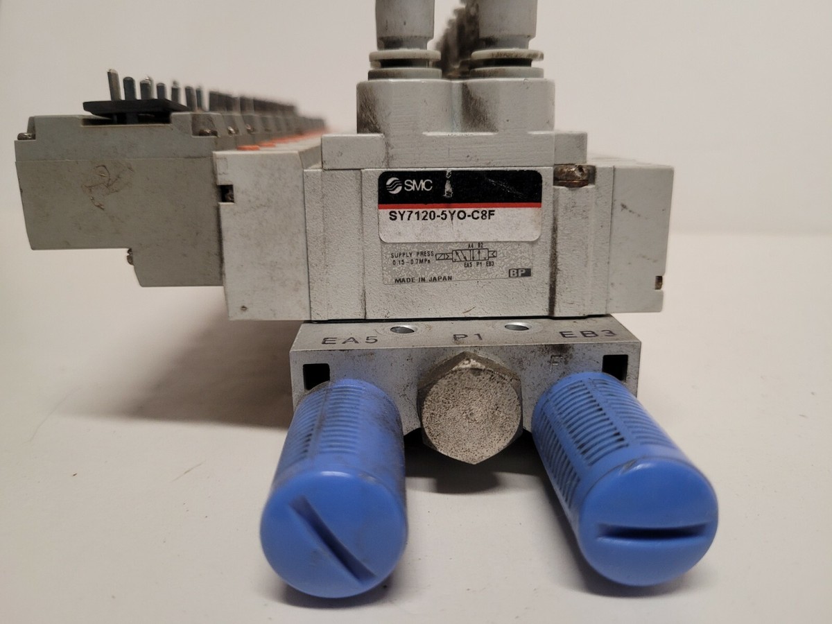 SMC (1) SS5Y7-20-12-I017 12 BANK & (12)SY7120-5Y0-C8F VALVES