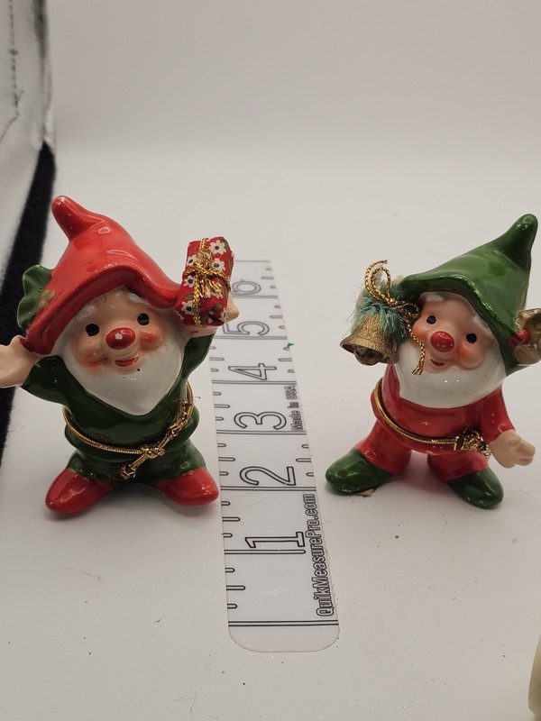 NAPCO Christmas Elves Retro Classic Vintage Small Paint Chip