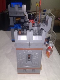 2004 VINTAGE LEGO DUPLO 4777 KNIGHTS CASTLE INCOMPLETE(READ DETAILS) HTF GUC