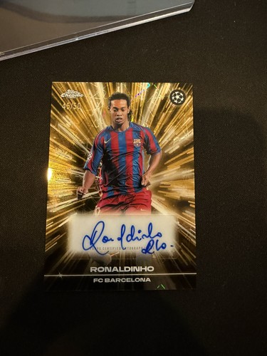 Topps Chrome UEFA Club Competitions 2025-26 Ronaldinho Barca BLA-R10 Auto /50