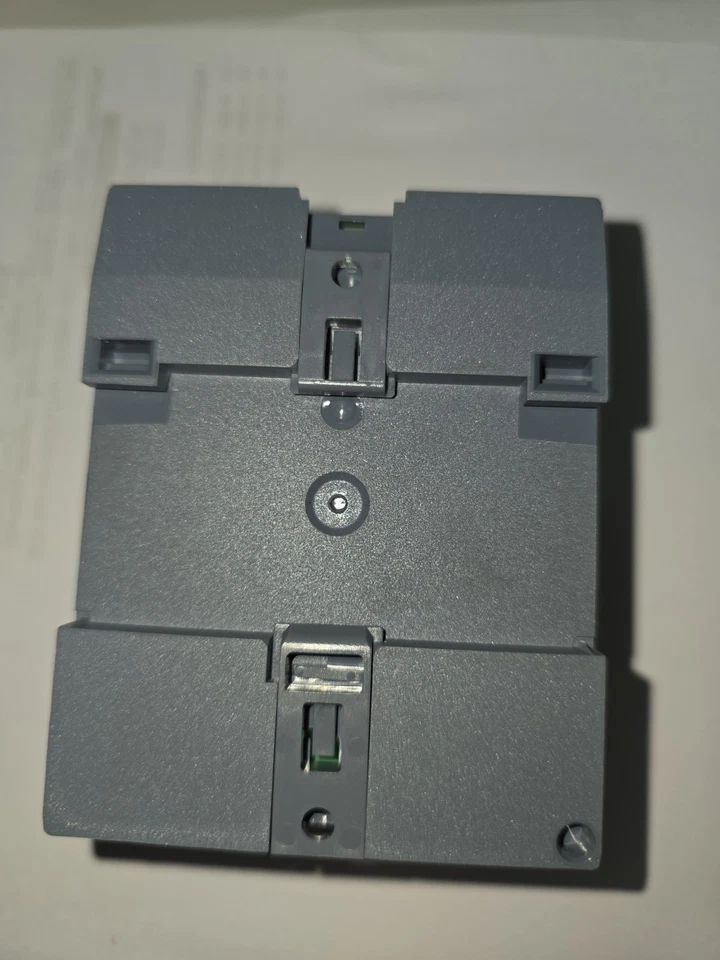 Siemens Logo 8.4 Logic Module PLC 6ED1052-2MD08-0BA2 Used - Image 3 of 4