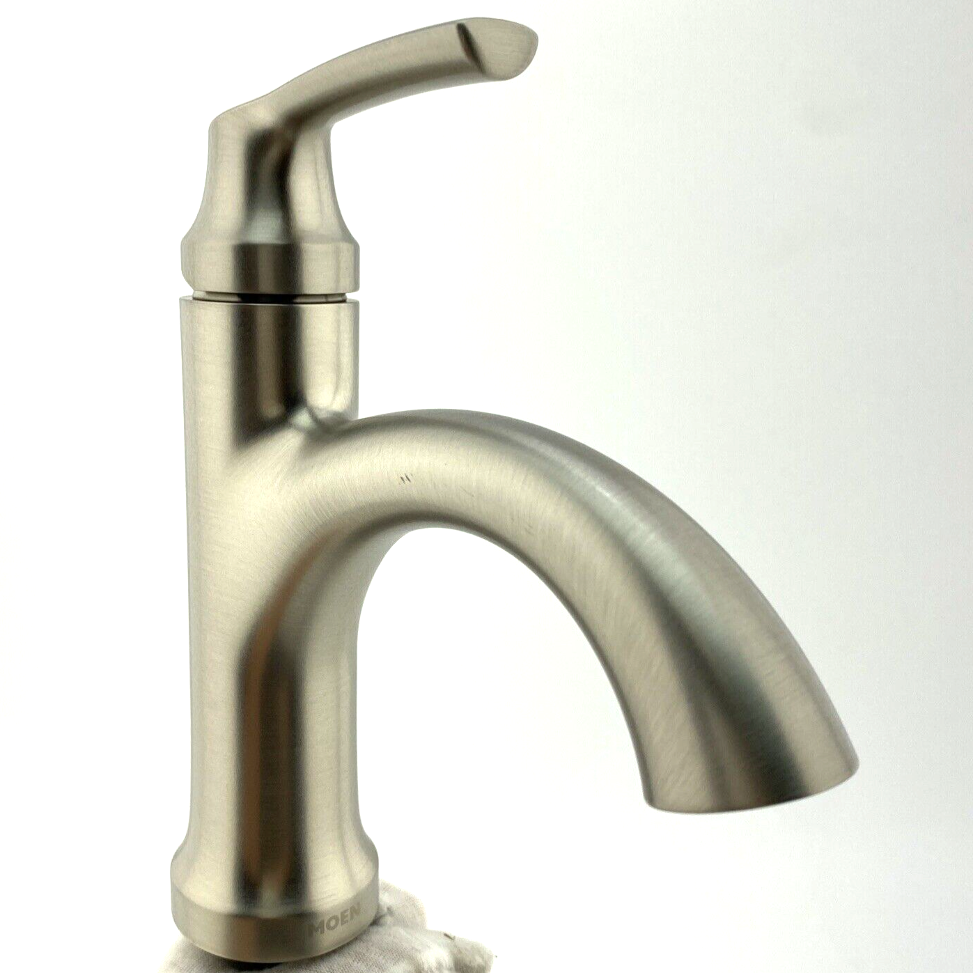 🆕 Moen 84980SRN Wellton 1Handle OneHole Bathroom Faucet Brushed