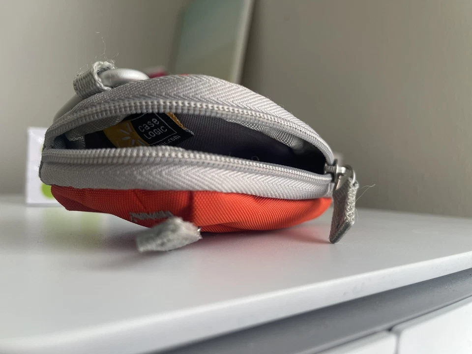 Case Logic Small Camera Pouch - Canvas Case for Small Cameras 2pk. - Image 2 of 4