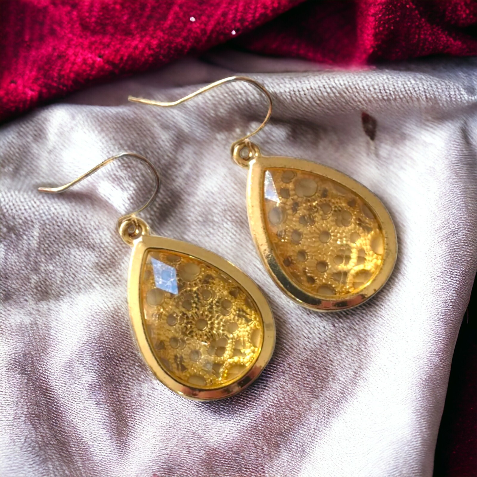 Translucent Filigree Dangle Earrings Acrylic Over… - image 11