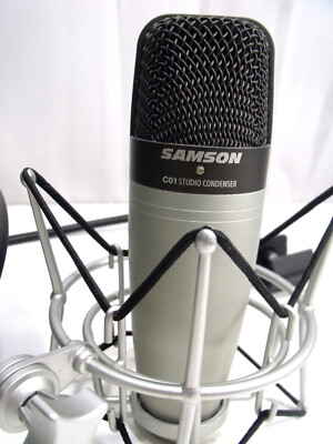 Samson C01 Large-diaphragm Condenser Microphone with Wind Screen