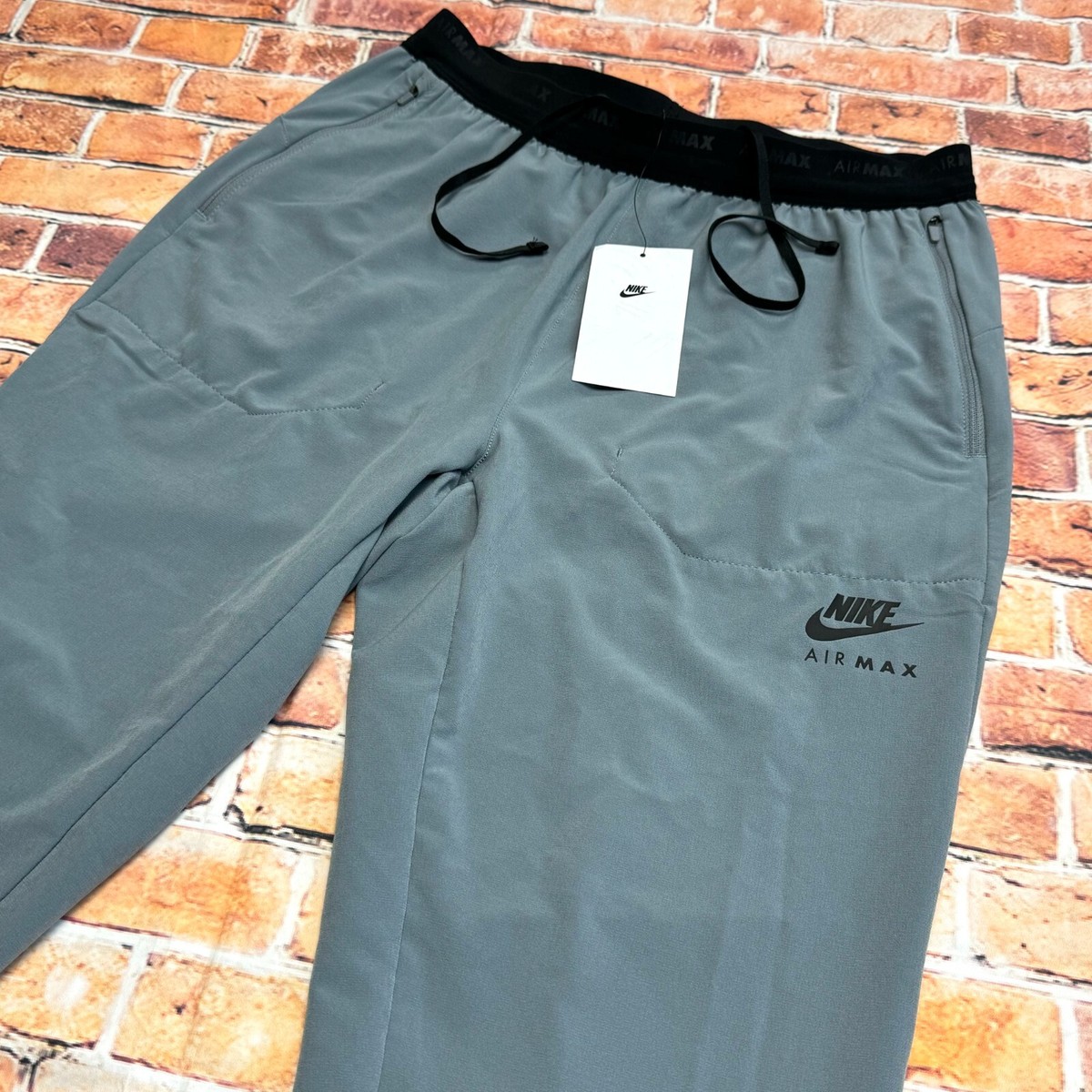 nike air max tapered pants