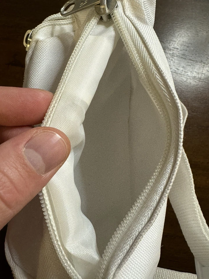 Riñonera deportiva vintage Everest original de nailon blanca de viaje Foto 4 de 4