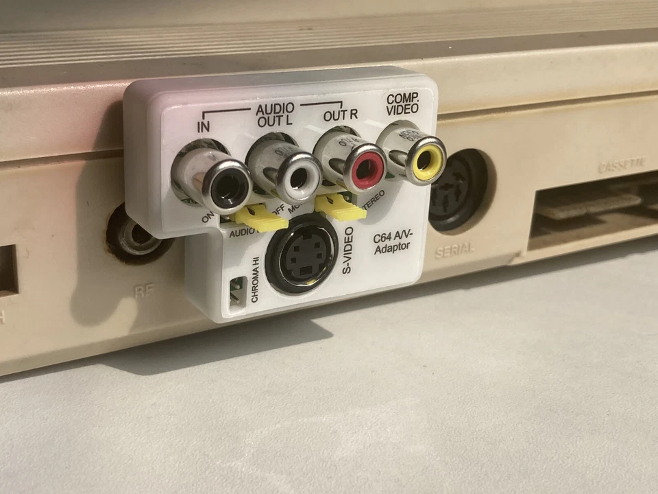 Commodore 64/128 AV Adapter - S-Video Composite 2-Kanal Audio L/R
