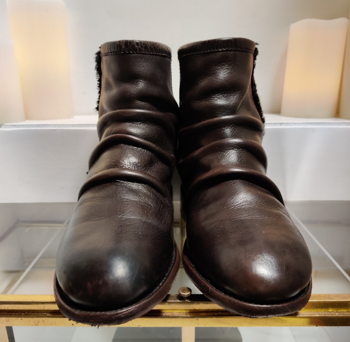 John Fluevog MALCOLM 2 Flat Zippered Ankle Boots Women display picture 1