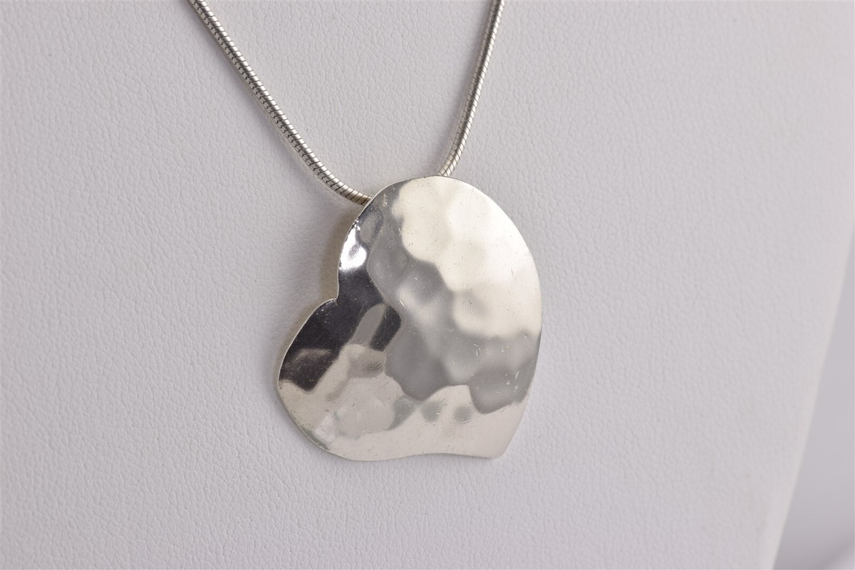 ◆STONEHENgE◆ silver heart necklace SC1682 Sterling Silver 33mm x 30mm Hammered Textured Heart Pendant