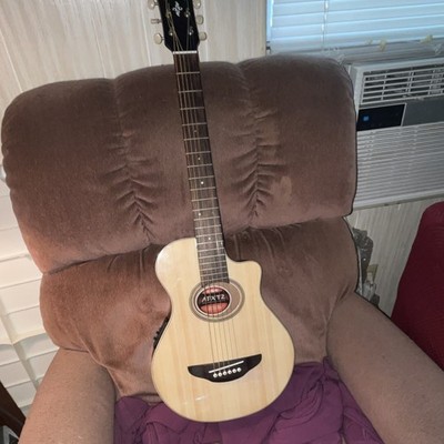 Yamaha APXT2 3/4 Acoustic-Electric Guitar Spruce Top Rosewood Fretboard Natural