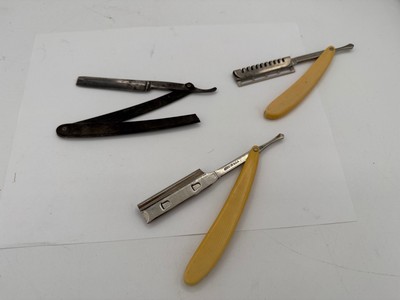 lot of 3 Vintage Straight Razors / Robert Klaas 711 / E Weck Brooklyn