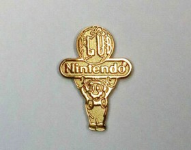 Super Mario Club Nintendo Anstecker Pin Badge SNES NES World Kart Bros. Land
