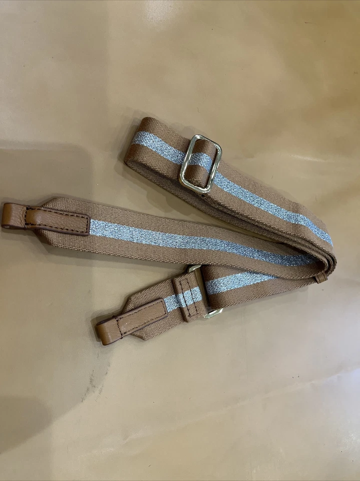Mark and Graham Build a Bag Bandolera Correa Camel Metalizada Plata Sarga