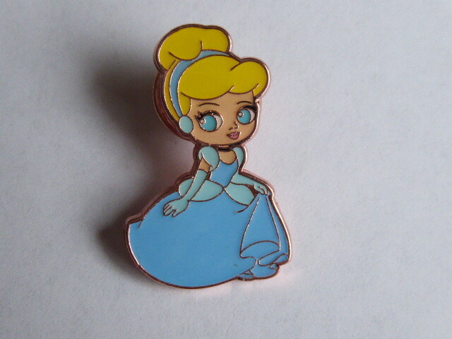 Disney Trading Pins Loungefly Disney Chibi Princess Blind Box - Cinderella