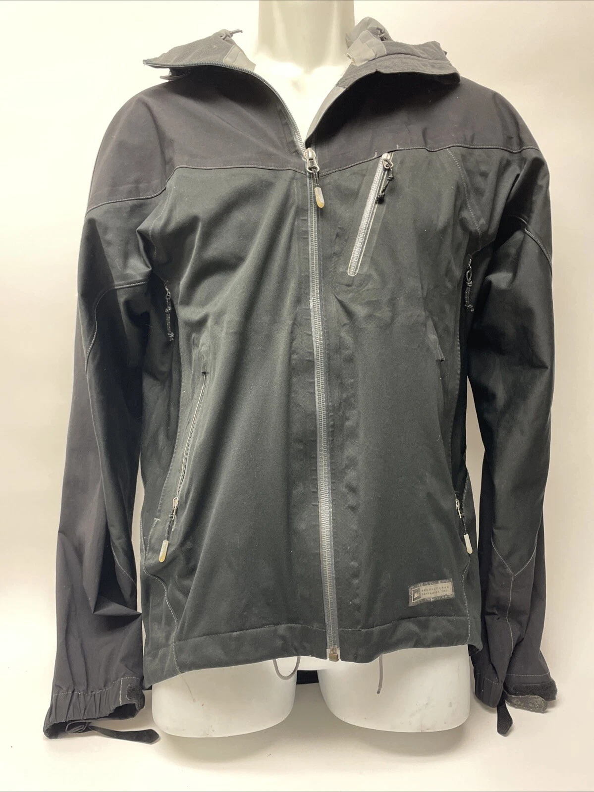 REI Men's Grey Black Zip In Full Zip Hooded Windbreaker Rain Shell Jacket - S