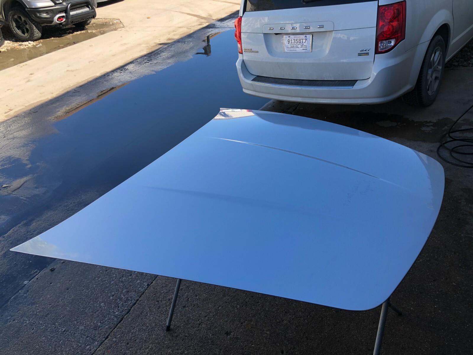 2007 Maserati Quattroporte M139 BONNET PANEL HOOD Silver OEM