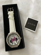 NEW Minnie Mouse VTG Pink Bow Rhinestone Watch-battery installed recently.