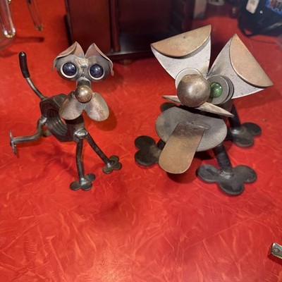 TWO DOGS Yardbirds Kentucky Crafted Junk Yard Dog Metal Art Animals Hand Made