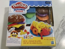 Play-Doh Kitchen Creations Burger and Fries Set