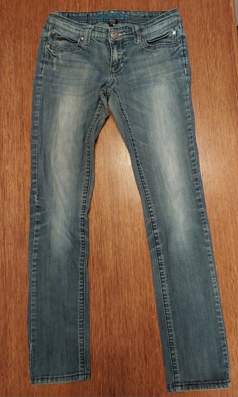 Ariya Jeans Girls Skinny Slim Fit Blue Denim Medium Wash Embroidered 7/8