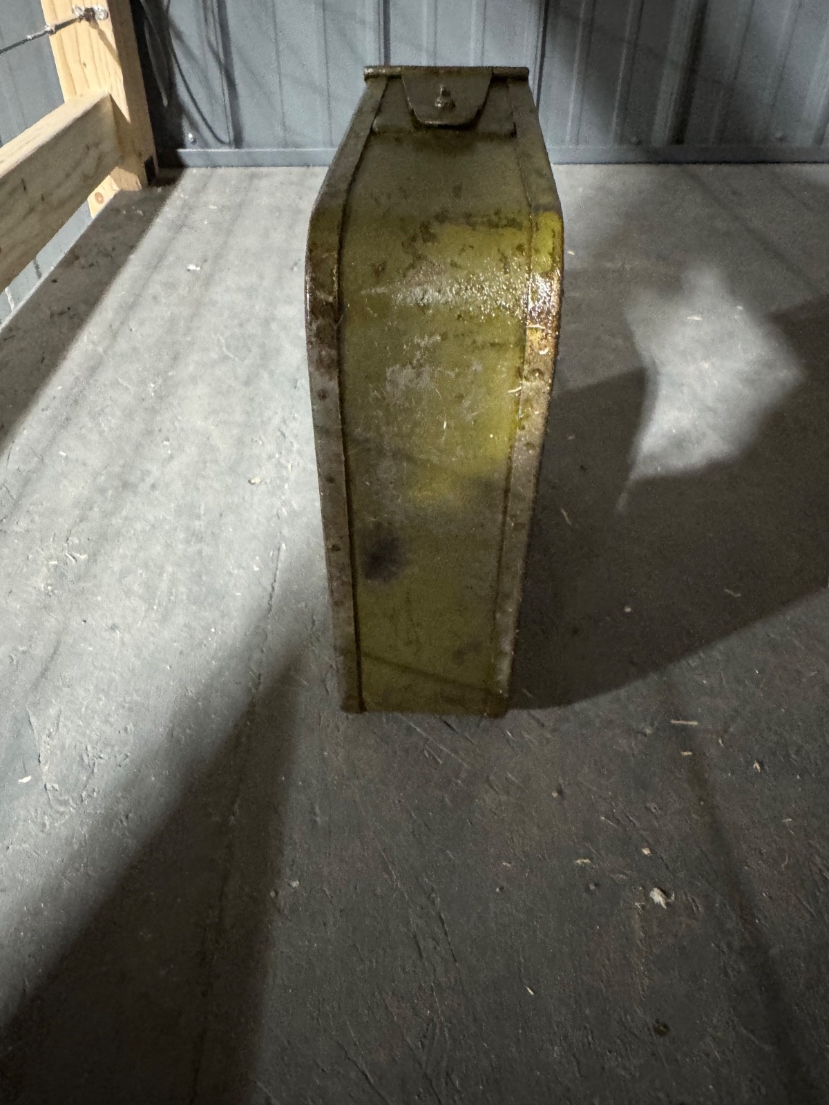 ORIGINAL WWII SOVIET RUSSIAN MAXIM 250RD AMMO CAN & AMMO BELT