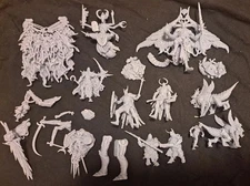 Comp W/ Trench Crusade Court of the Seven Headed Serpent Warband