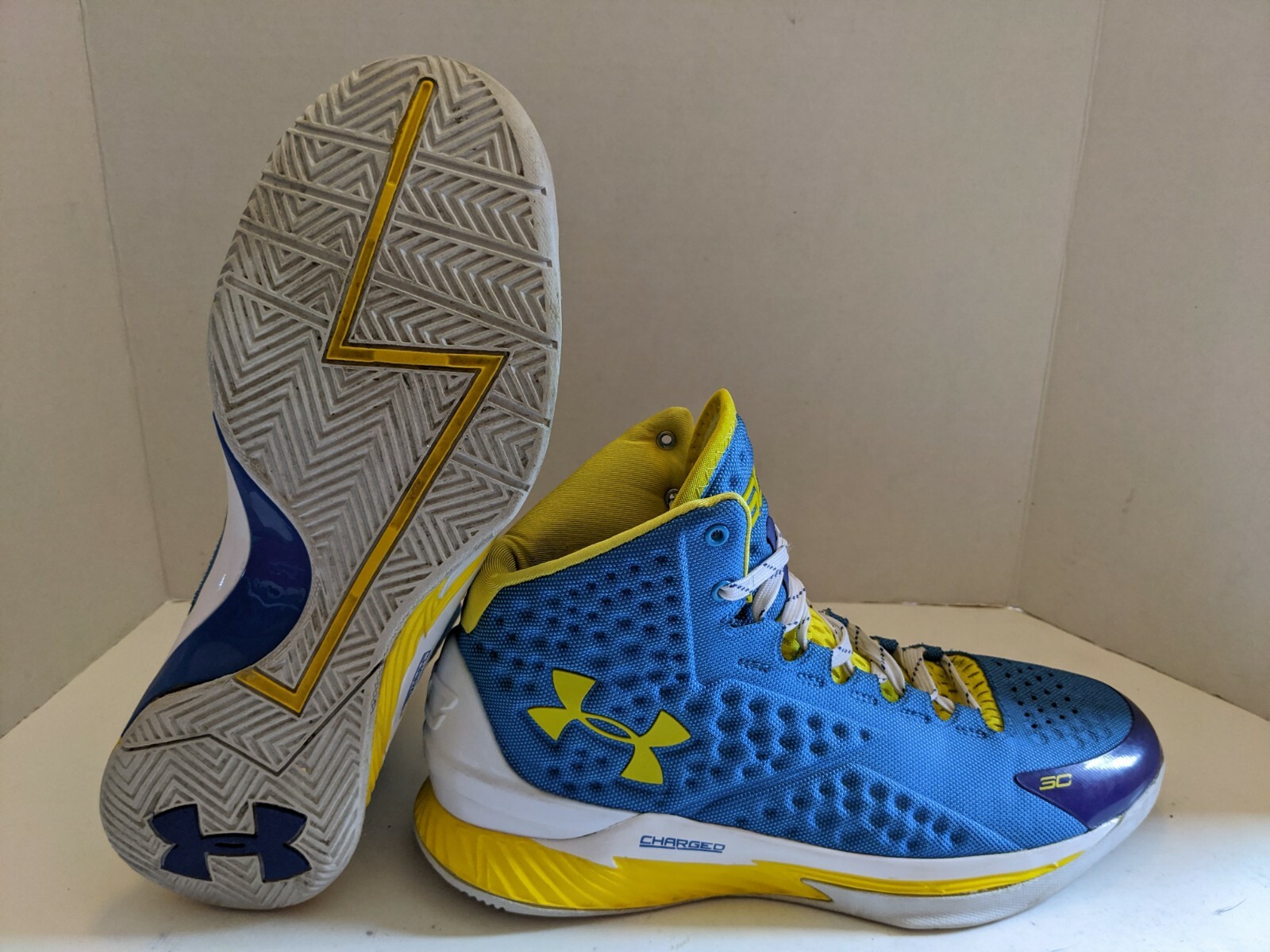 ua curry 1 home