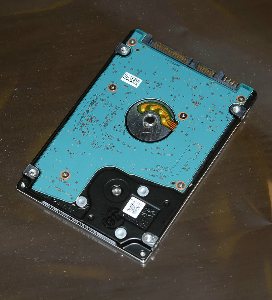 Toshiba 320GB 7200RPM 2.5" SATAIII Laptop high speed Hard Drive MQ01ACF032 NEW - Image 2 of 4