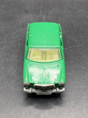 Matchbox Lesney MG 1100 #64 Green Man & Dog Vintage Collectible