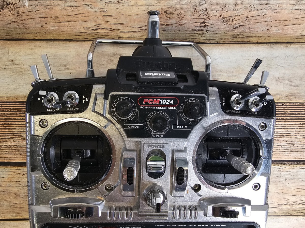 【極美品】Futaba PCM1024H COMPUTER RADIO リモコン Futaba T8UAF-S PCM 1024 RC Transmitter With RF Module | eBay