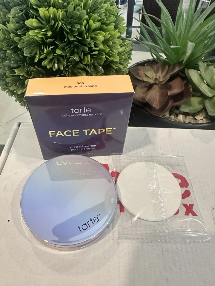 Tarte - Base en polvo prensada con cinta facial - 36 S arena bronceada media. Nuevo en caja. Foto 2 de 3