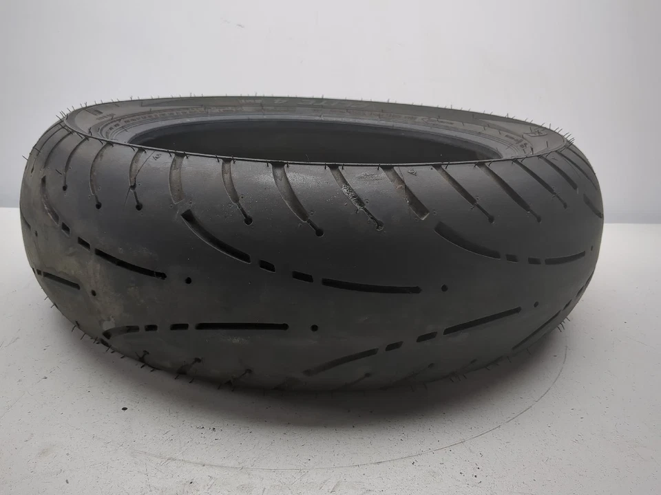 Neumático trasero Dunlop Elite 4 180/60-16 Foto 2 de 4