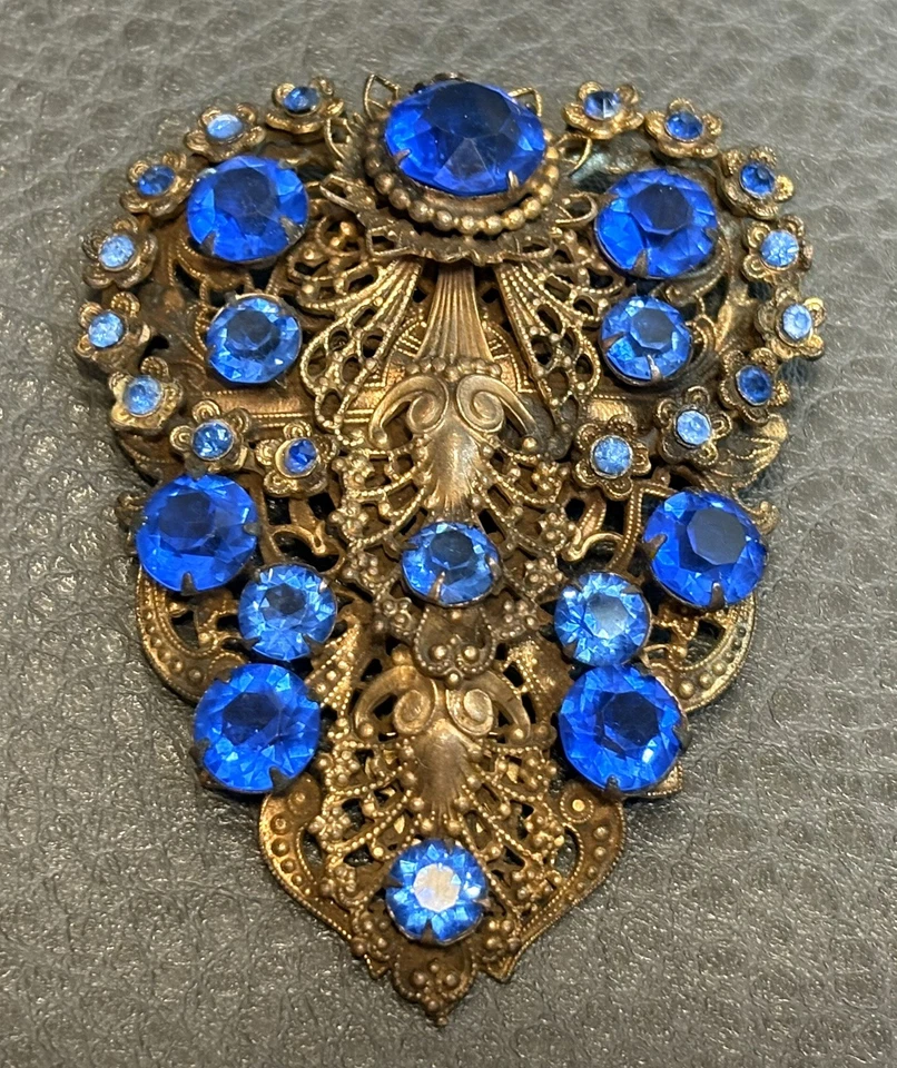Vintage Art Nouveau Deco Czech Style Cobalt Blue Glass Floral Filigree Fur Clip - Image 4 of 4