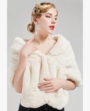 Babeyond Faux Fur Wrap