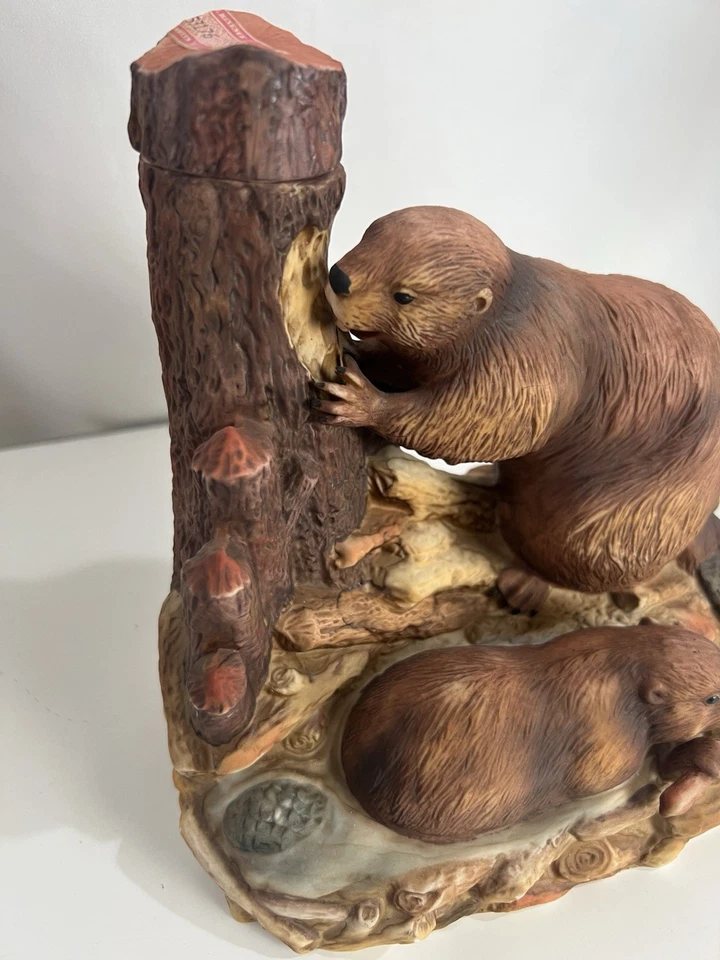 Vintage Large Cyrus Noble 1977 Limited Edition Beavers  Decanter Wildlife - Image 2 of 4