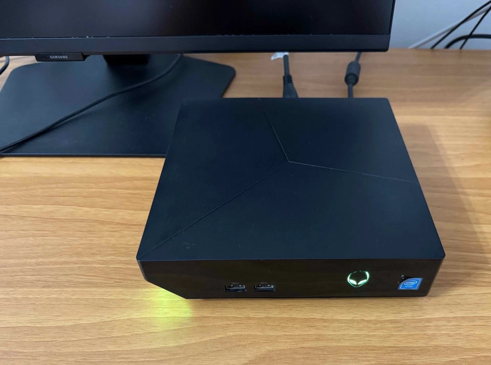 Alienware Alpha R2 i5-6400T | GTX 960 4GB | 8GB RAM | 512GB SSD | Win10 Home - Imagen 3 de 4