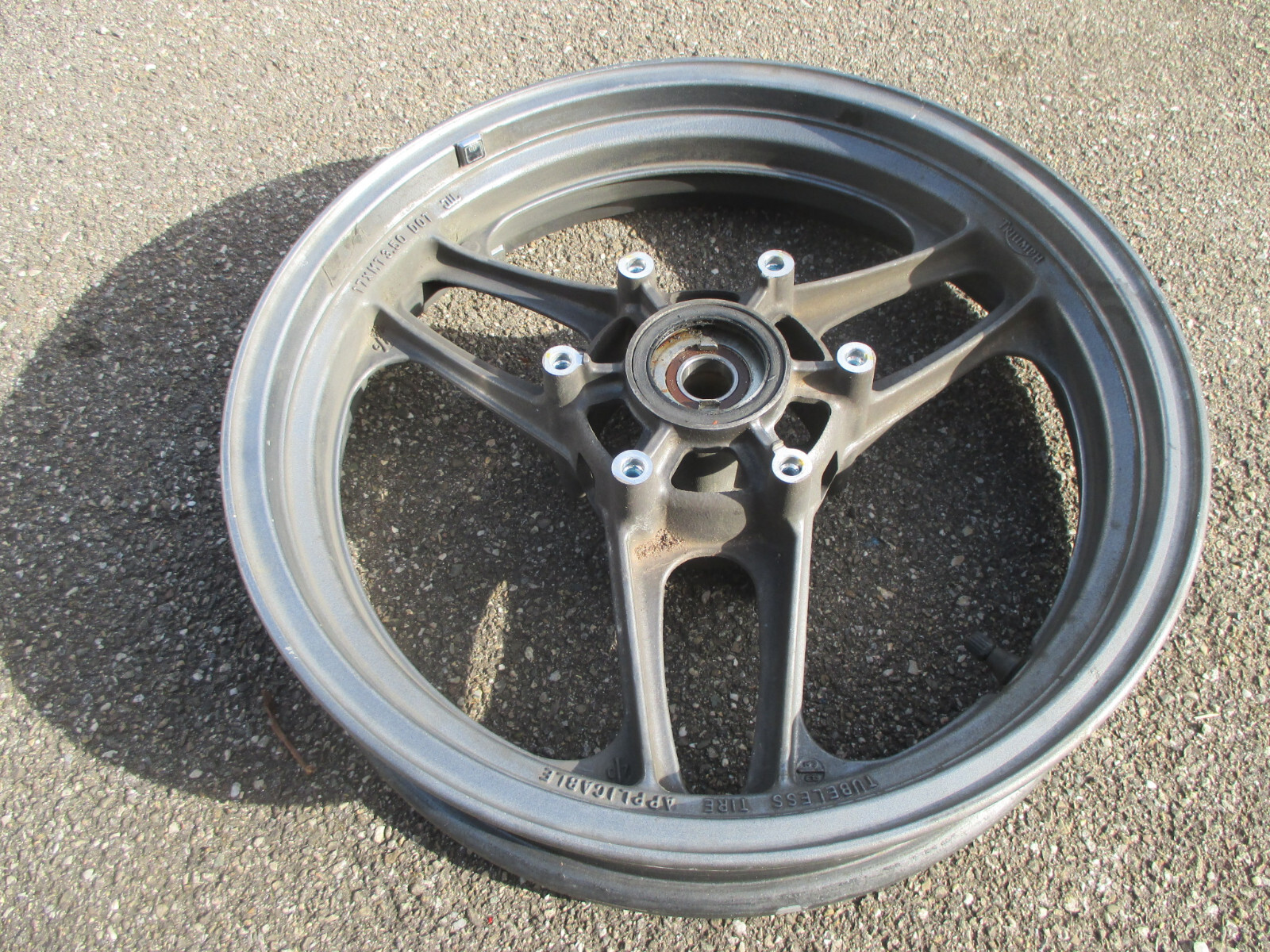 jante-avant-triumph-900-trophy-sprint-trident-daytona-3-50x17-ebay