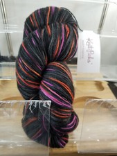 Merino Wool Stroll Fingering Yarn BLACK w Purple Org Streaks Weight 100g NEW