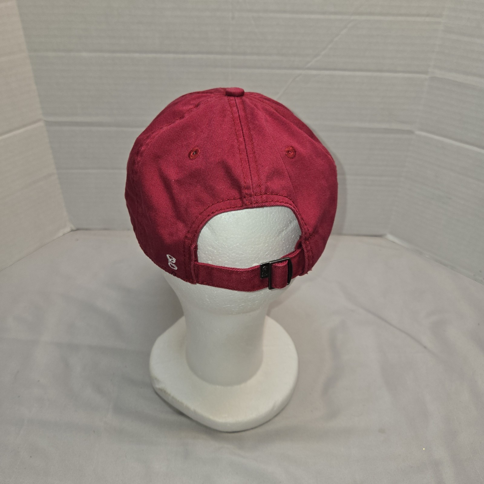 Corvette Adj Strap Red Hat Officially Licensed General Motors GM Euc Exclusive